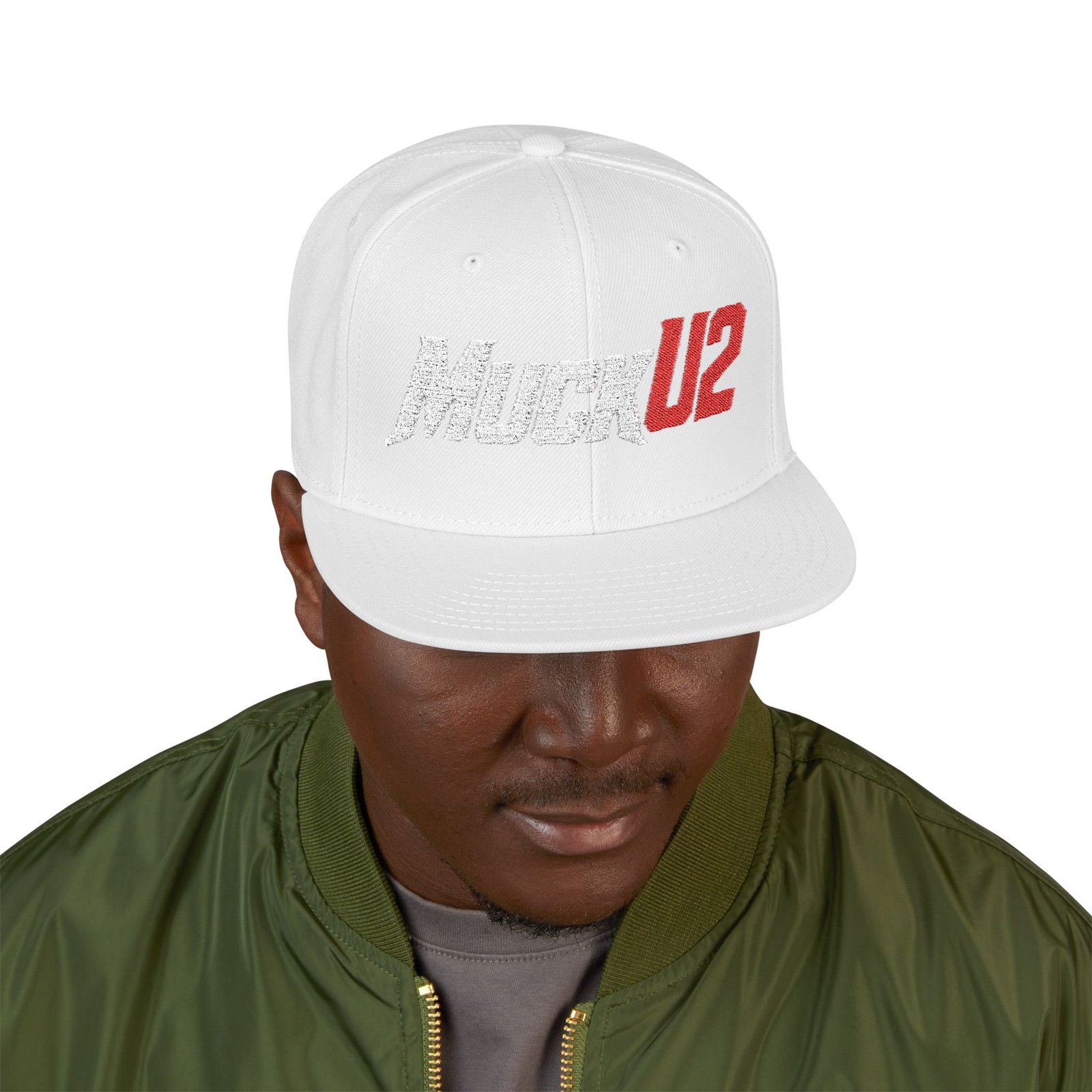 MuckU2 Snapback Poker Cap – White & Red Logo
