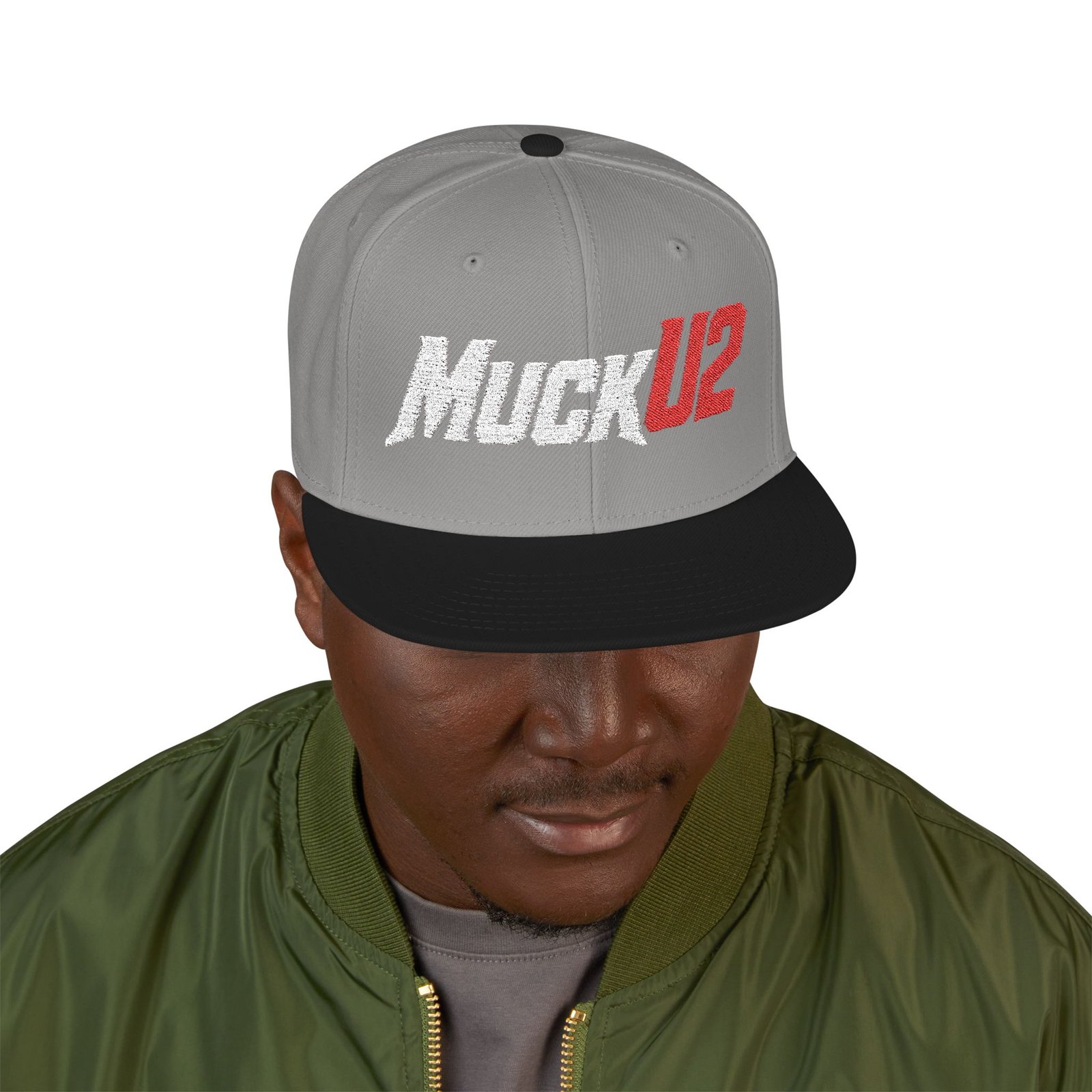 MuckU2 Snapback Poker Cap – White & Red Logo